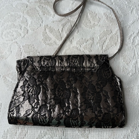 Neiman Marcus Lace Overlay Crossbody Clutch Bag - Picture 4 of 5